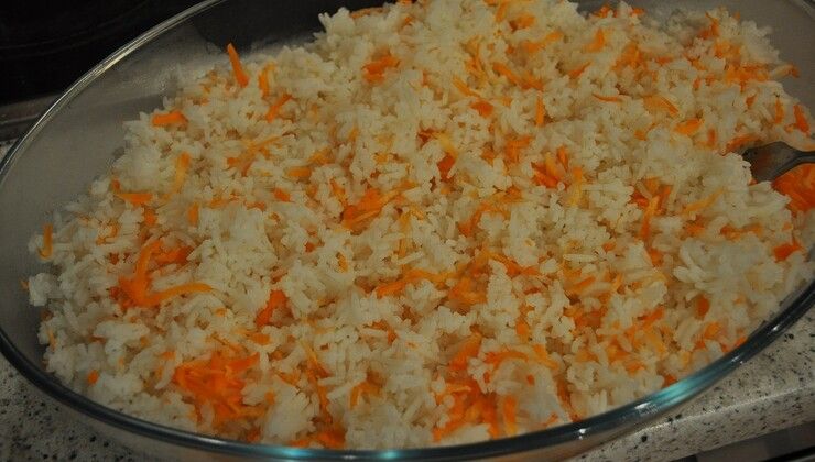 Запеканка из риса с сосисками – Шаг 7