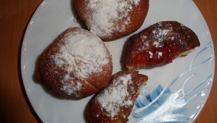 «Берлинеры» - вкусные пончики со сладкой начинкой! – Шаг 10