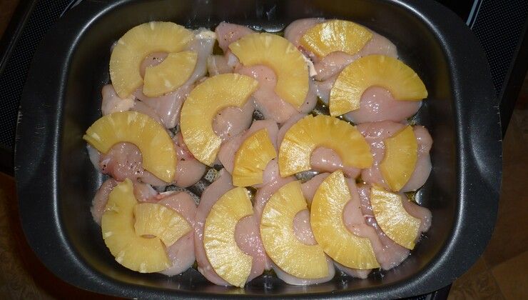 Куриные грудки с ананасами – Шаг 2