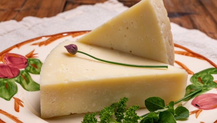 Домашний твердый сыр