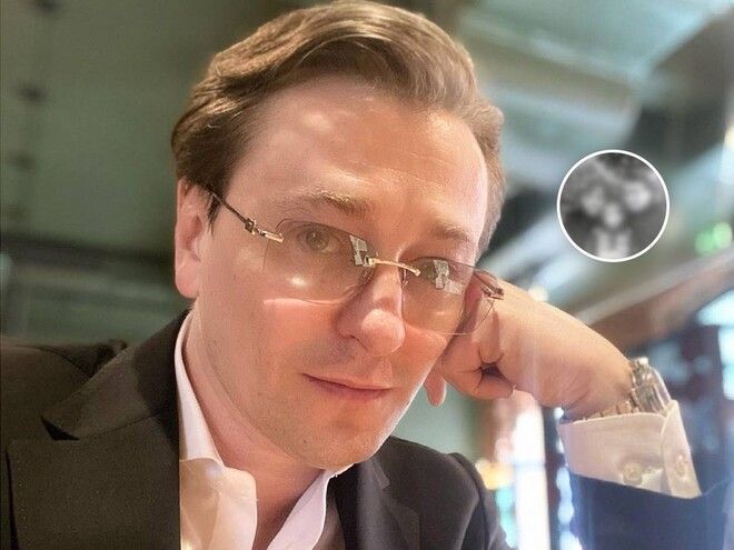 Сергей Безруков показал портрет с родителями из раннего детства
