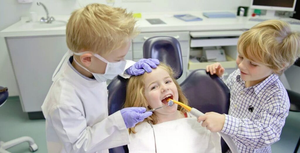 Ваш ребенок боится стоматолога? Как приучали?