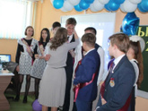 Последний звонок у сына.