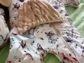 В чём выписываться из роддома в ноябре?))