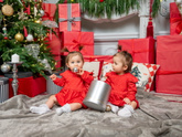 Сделали новогоднюю фотосессию 🎄🥰
