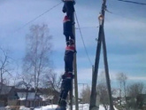 Приехал цирк, а электричество кончилось??? ))