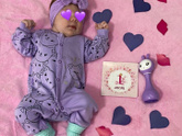 Нашей сладкой девочке 1 месяц💜