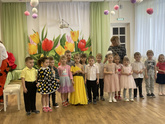 С наступающим праздником, дорогие