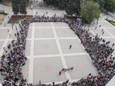 Первые дни в школе.