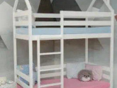 Кровать