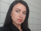Сидела женщина, скучала...)))