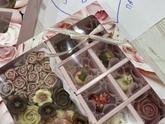 Девочки, всех с праздником🥰💐