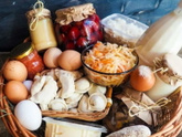 Деревенские продукты где берете?