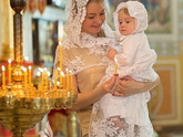 Как одеть девочку на крещение?