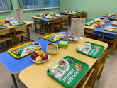 Столичные комбинаты приглашают на школьный обед