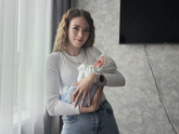 Сегодня подруга выписалась из роддома