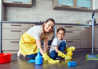 Помощник растет: домашние дела, которые под силу детям от 2 до 6 лет