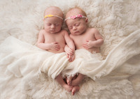 Их все больше: эксперты назвали 2 причины, по которым близнецы стали рождаться чаще