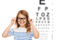Как улучшить зрение без очков ребенку?