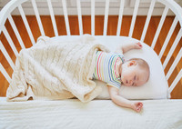 Приставная кроватка для новорожденных