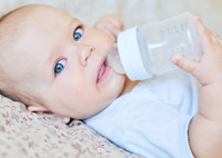 Нужно ли давать воду новорожденным?
