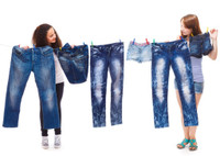Постирали и надели: как высушить джинсы легко и быстро