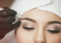 Перманентный макияж бровей: стоит ли делать, сколько держится