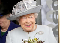 Обожают и у нас: супруга принца Чарльза рассекретила любимое телешоу Елизаветы II