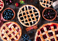Летние пироги: вкусные десерты с фруктами и ягодами