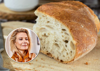 Сможет даже новичок: Юлия Высоцкая поделилась фирменным рецептом домашнего хлеба