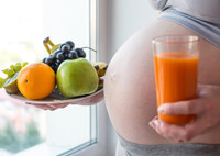 Не ешь за двоих: ученые доказали, как питание беременной влияет на здоровье будущего малыша