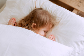 Неожиданная связь: ученые доказали, как дневной сон влияет на грамотность ребенка