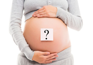 Мальчик или девочка? Ученые научились определять пол ребенка по анализу волос беременной