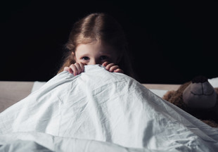 Никтофобия у ребенка - как избавиться от боязни темноты