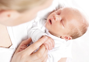 Стридор у новорожденных: симптомы, лечение