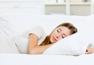 3 причины: ученые считают качественный ночной сон лучшей омолаживающей процедурой