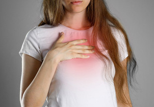 Боль в груди: причины боли в области грудной клетки