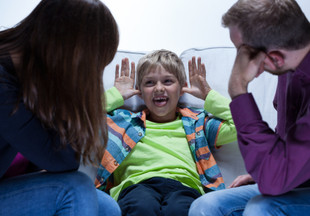 Проблемы с поведением у детей: 6 советов психолога, как перевести негатив в позитив