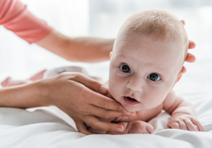 Доказано учеными: как материальное состояние семьи влияет на развитие мозга младенца