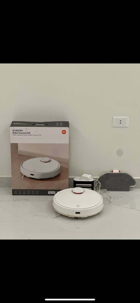 У кого робот пылесос xiomi vacuum s10?
