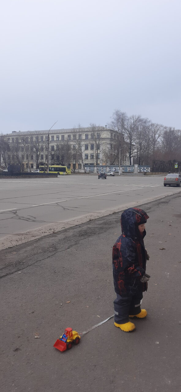 Переезды, цепочки, риэлторы, а мы бомжи