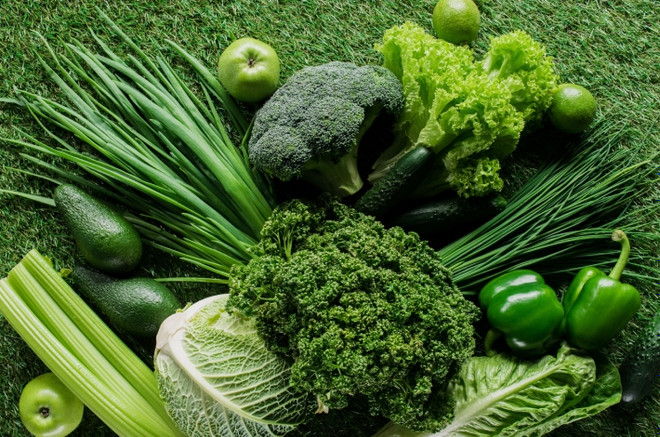 Источники витамина К1 среди овощей и фруктов