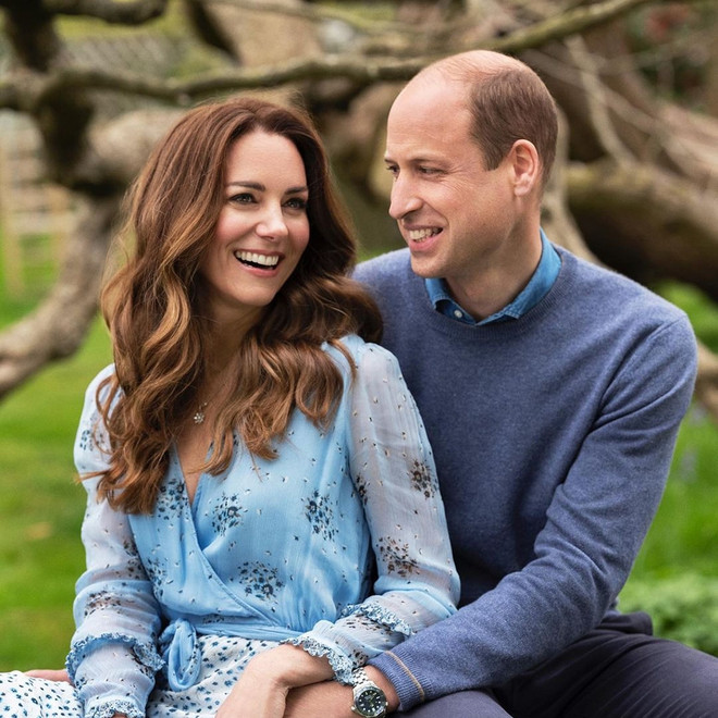 Самая дорогая ромашка: принц Уильям сделал особенный подарок Кейт Миддлтон на 10-летие свадьбы