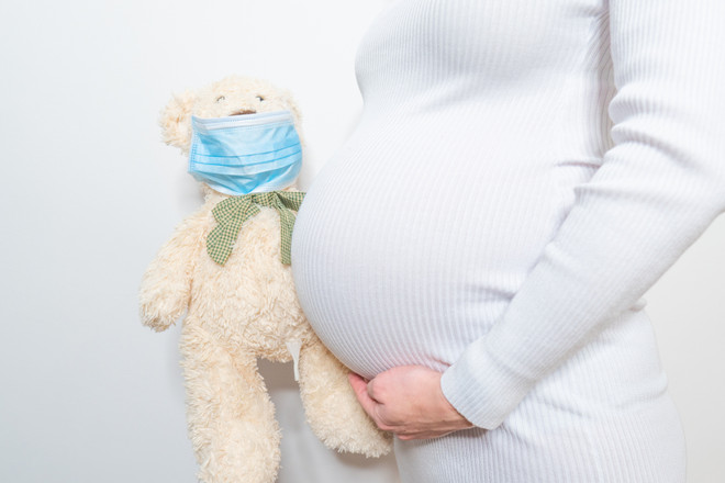 Планирующим ребенка: Минздрав определил срок, в течение которого не стоит беременеть переболевшим COVID-19