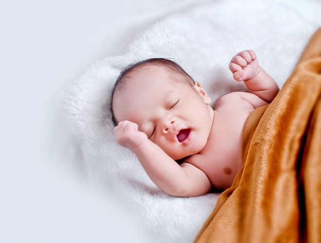 сколько должны спать новорожденные до 1 месяца