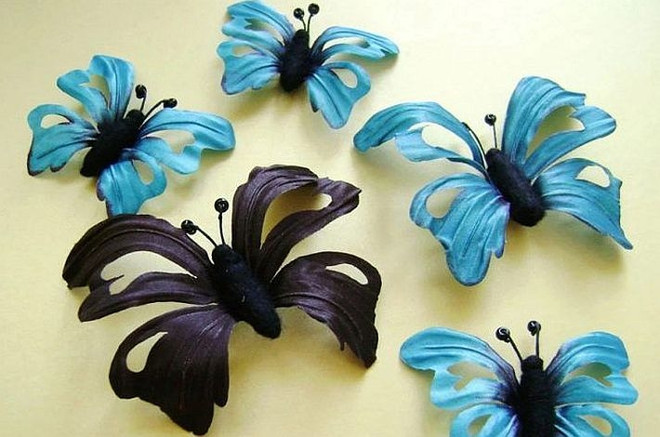 Бабочки из подручных материалов