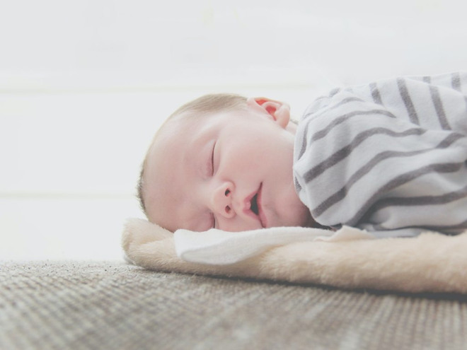как должен спать новорожденный