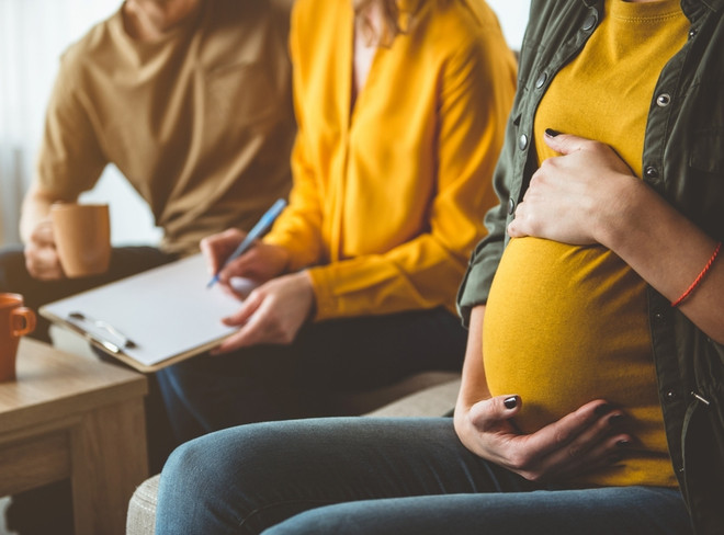 Беременность по контракту. Как стать суррогатной матерью?