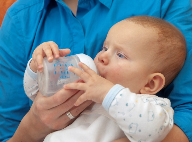 как допаивать новорожденного водой