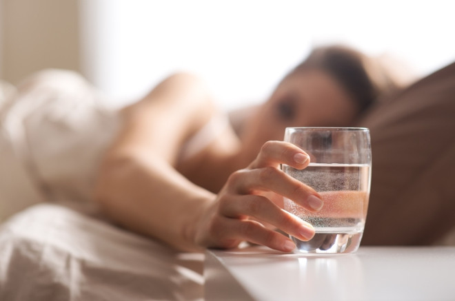 Можно ли пить воду перед сном